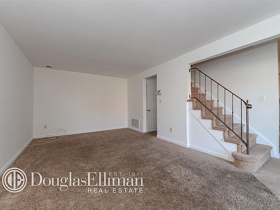 2nd image of 21 Alhambra Dr #21