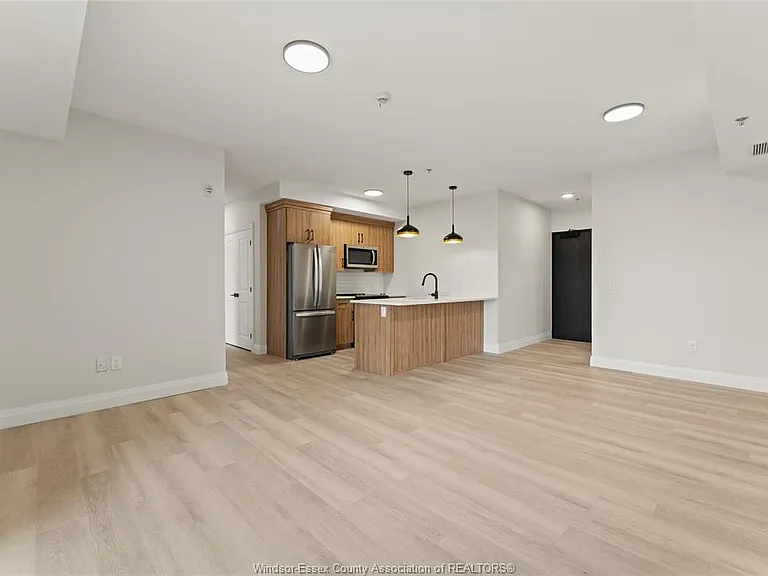 4775 Walker Rd #516 — Photo 14