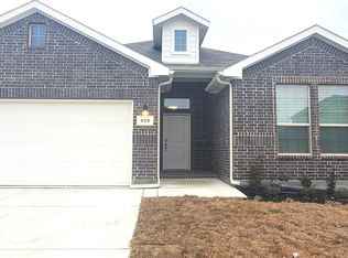 220 Roundstone Rd, Haslet, TX 76052