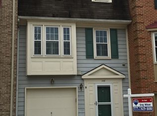 146 Washington St, Occoquan, VA 22125