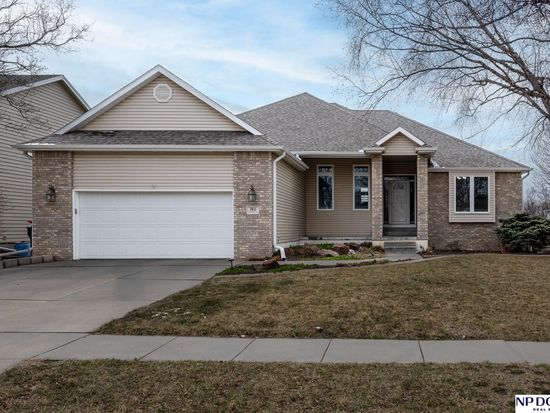 7411 San Mateo Ln, Lincoln, NE 68516