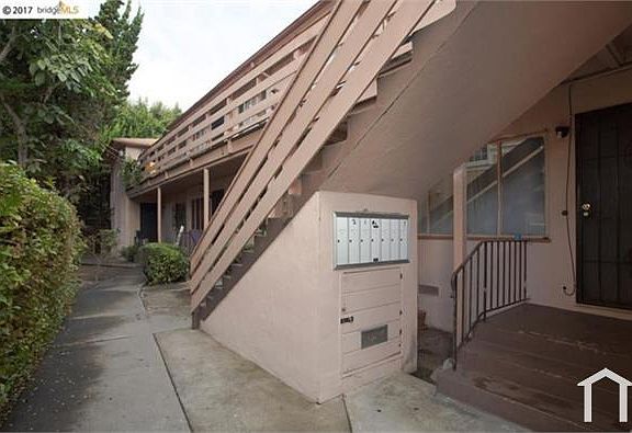 3rd image of 1633 28th Ave APT 6