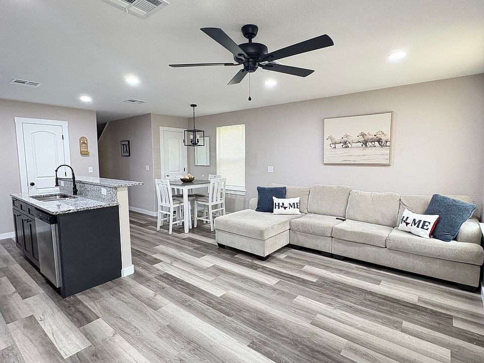 1st image of 2020 Bagby Ave #A