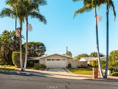 337 Vista Baya, Costa Mesa, CA, 92627