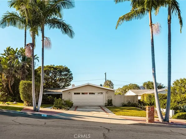 337 Vista Baya, Costa Mesa, CA 92627