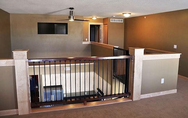 1st image of 1370 NW 18th St #208