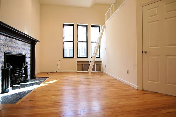 Rented by JK Dansar Corp | media 20