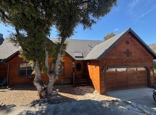 2205 Freeman Dr, Pine Mountain Club, CA 93222