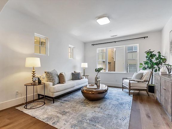 5th image of 43065 Calle Esperanza