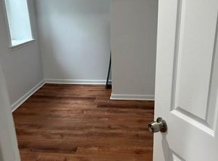 7417 Wildwood Dr #B, Takoma Park, MD 20912