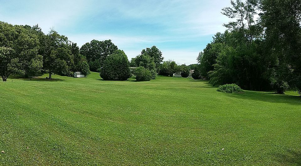 1st image of Auburn Park Dr