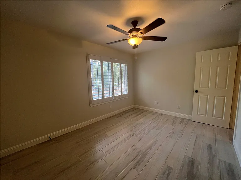 2714 Echo St — Photo 22