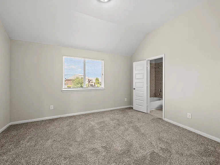 2203 Rocky Shores Ln — Photo 29