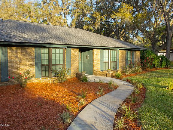 3rd image of 906 Fruitwood Dr