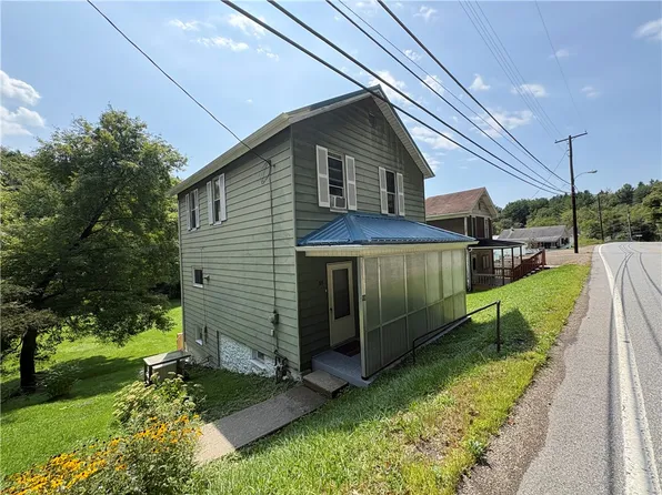 88 Main St, Anita, PA 15711