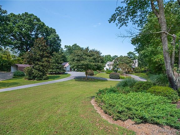 2nd image of 65 Farmers Dell Ln