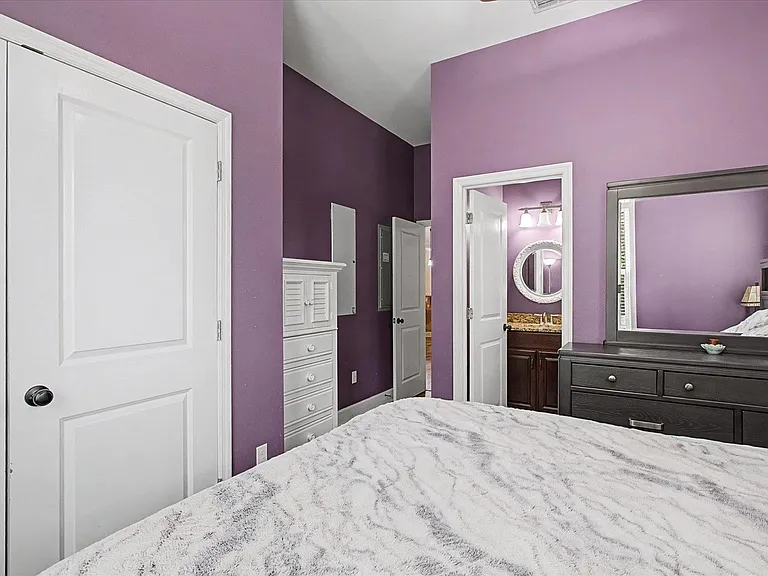 3078 Dickinson Dr — Photo 22