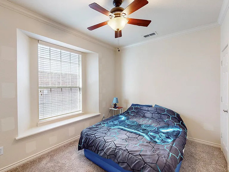 6925 Cattle Dr — Photo 7