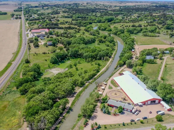 2446 Cottonmill Ave, Kearney, NE 68845
