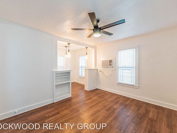 5th image of 930 E Grayson St APT 06