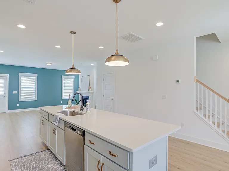 6403 Taylor Rd — Photo 8