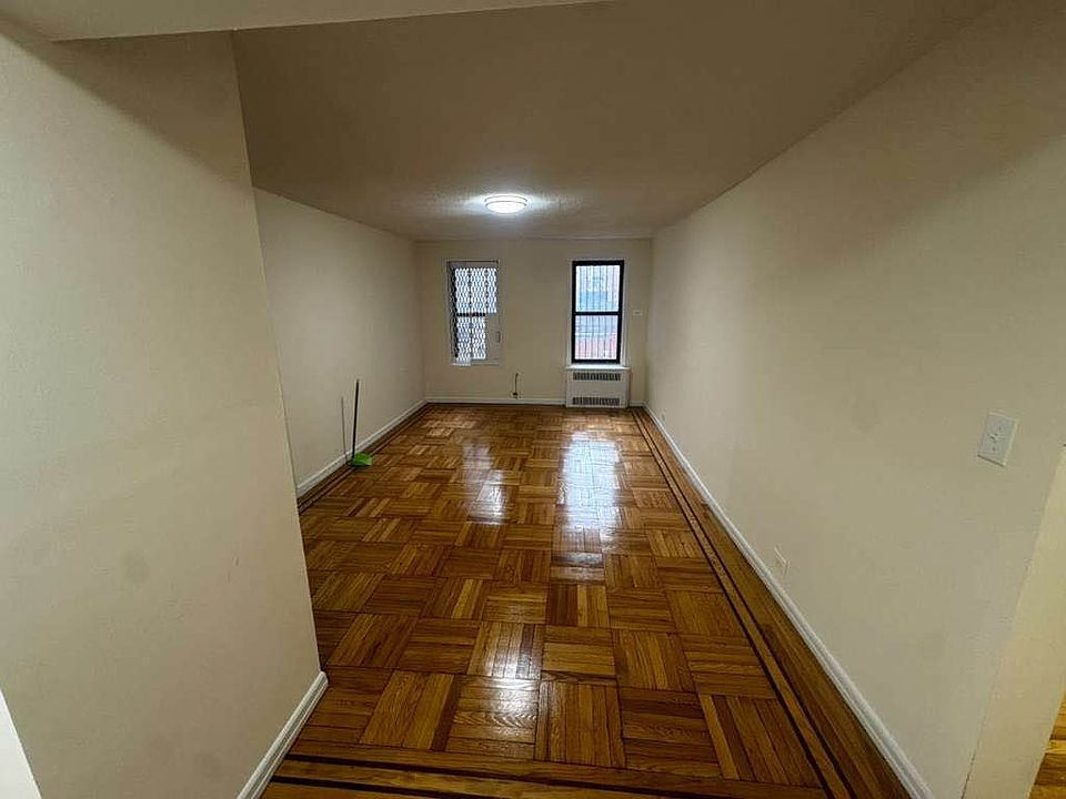 1st image of 10 Hillside Ave APT 1J