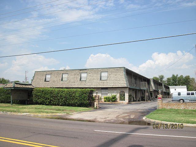1st image of 6305 NW 10th St APT 7