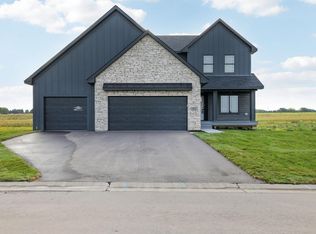 470 Sea Wing Blvd, Prescott, WI 54021