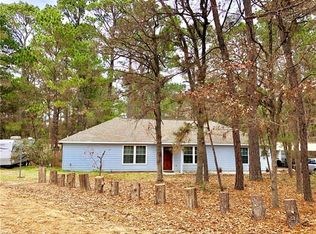 207 Squirrel Run, Paige, TX 78659
