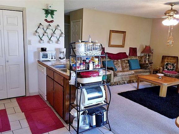 3rd image of 1138 Flat Rock Cir