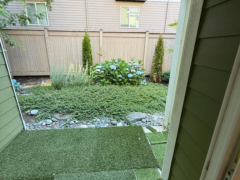 12625 SE 41st Pl #F104 — Photo 8