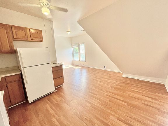 3rd image of 1718-34 E Lafayette Pl #1720-4