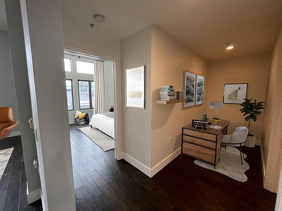 extra office nook or working space