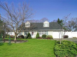 59 Clymer St, Pt Jefferson Station, NY 11776