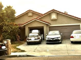 1341 Palm Ave, Hemet, CA 92543