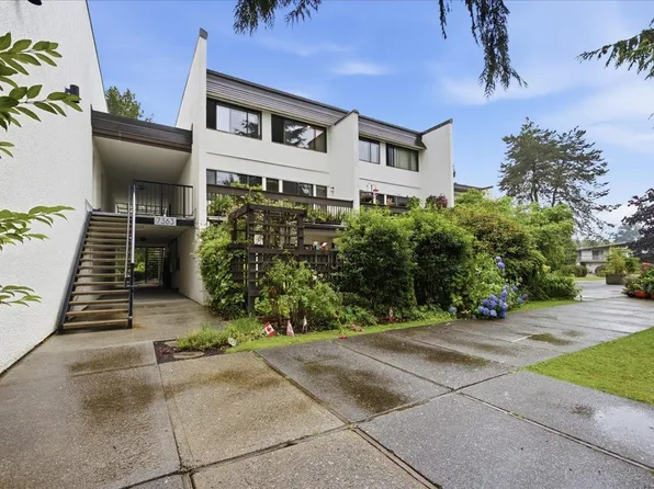 7363 Montecito Dr #8, Burnaby, BC V5A 1R4