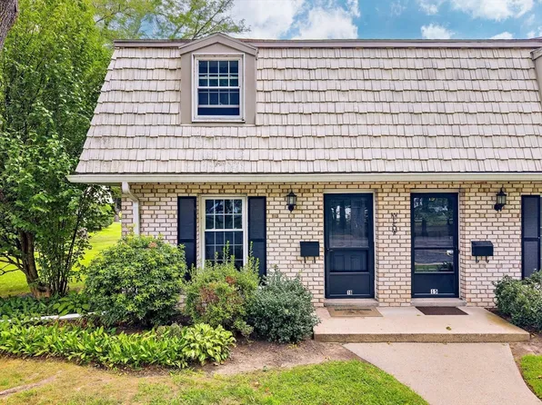 16 Corey Colonial, Agawam, MA 01001