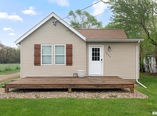 1003 Springfield Rd, East Peoria, IL 61611