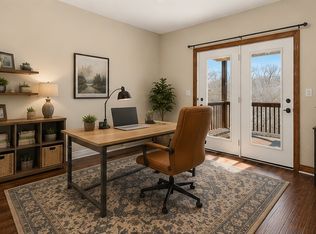 24 S Kirby Dr, Bella Vista, AR 72714