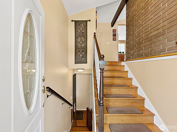 4th image of 508 22nd Avenue Ct