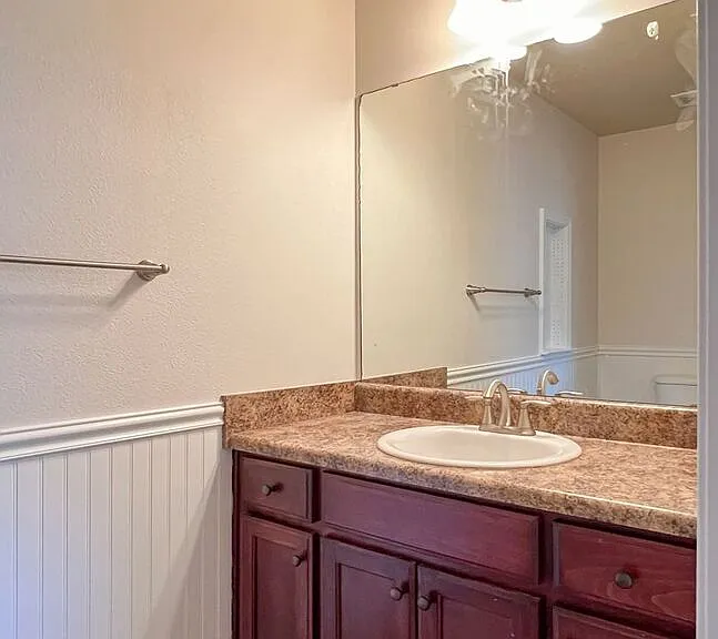 2080 Stennis Dr — Photo 39