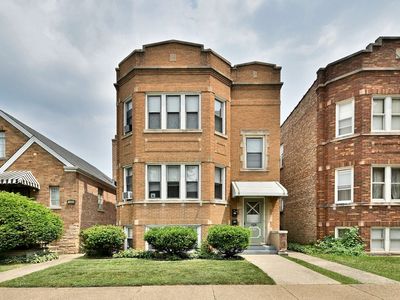 1835 Home Ave, Berwyn, IL, 60402