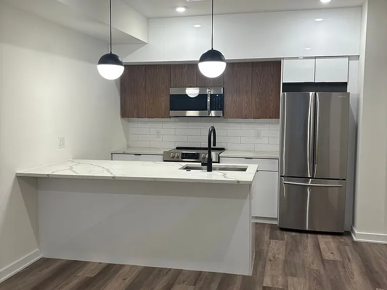 Stunning New Luxury Apartments at The Vienna — Photo 100