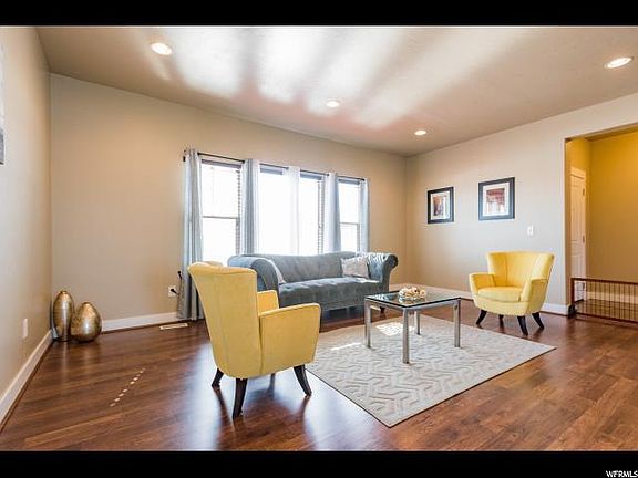 3rd image of 5178 W Hedgerose Dr
