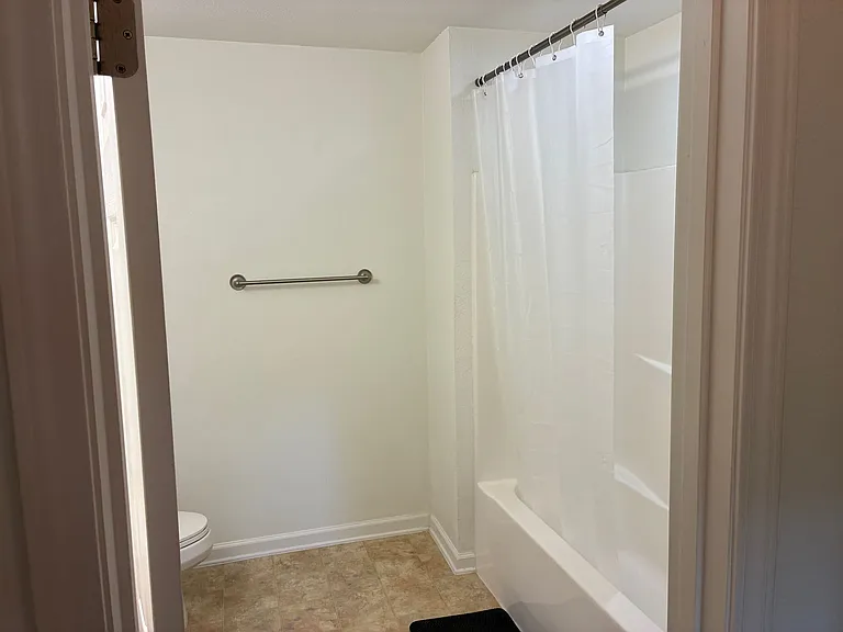 5804 Foxboro Dr — Photo 8