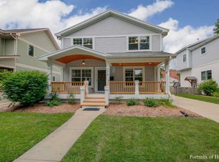 214 S Yale Ave, Villa Park, IL