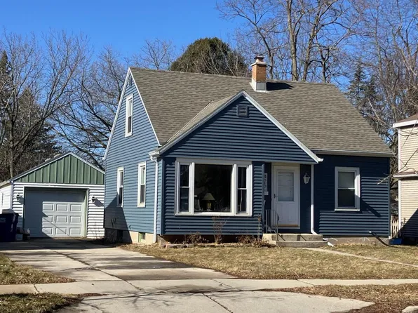 425 N Webster STREET, Port Washington, WI 53074