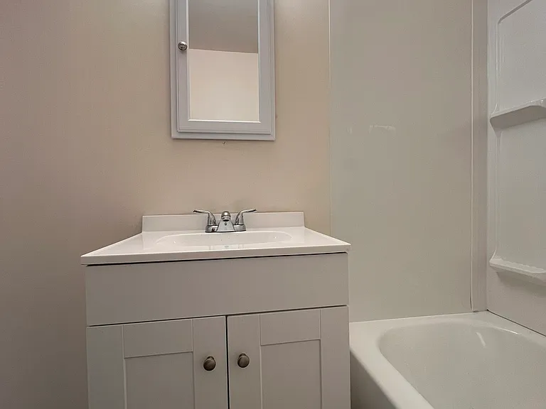 4035 Maywood St — Photo 18