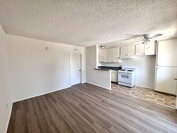 2nd image of 7355 Woodley Ave #14