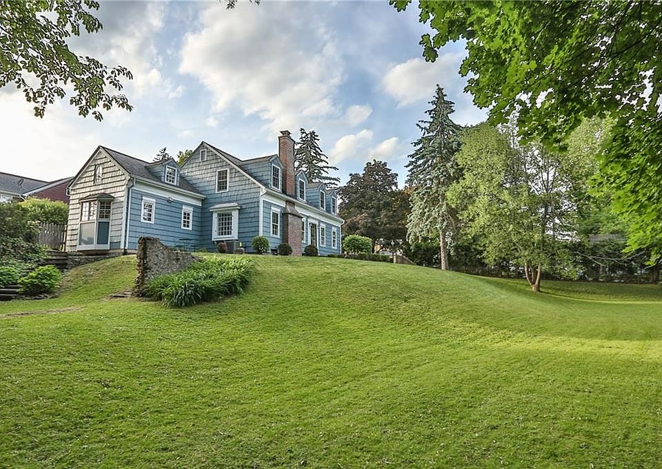 1st image of 6 Elmbrook Dr